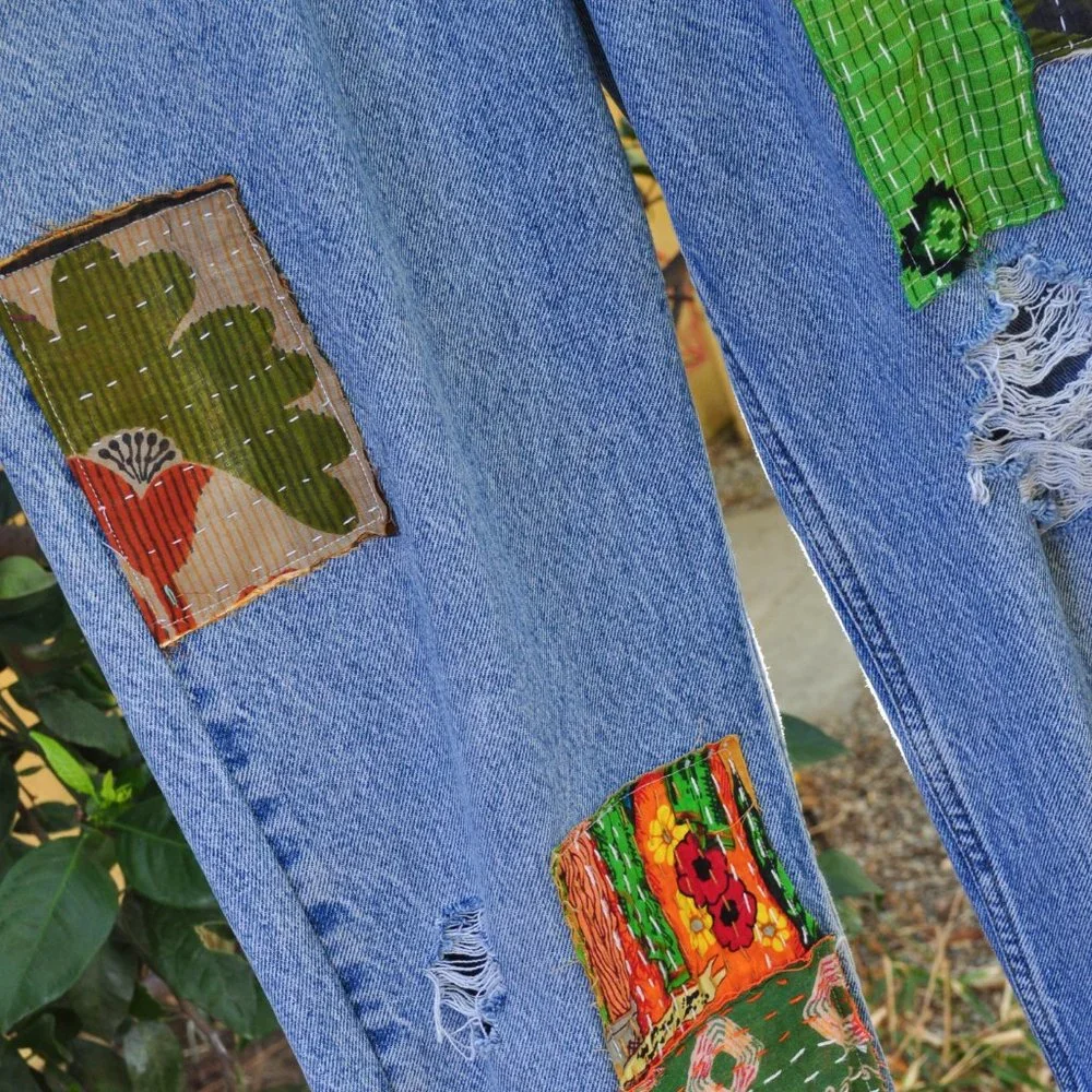 The "Shay" Jean| Levi's | Upcycled Kantha Boho | - Picture 7 of 8